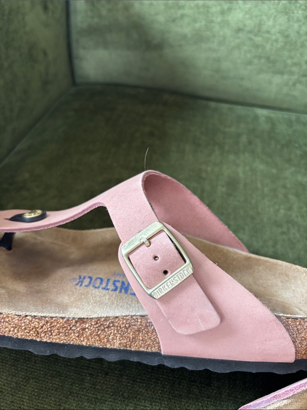 Birkenstock Gizeh Leather Pink Sandals - Picture 7 of 9